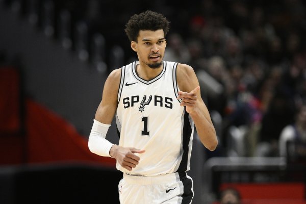 Top 3 trận mở màn NBA: Spurs dẫn đầu với 35 trận thắng, Celtics 31 trận thắng, 26 Trail Blazers 29 trận thắng